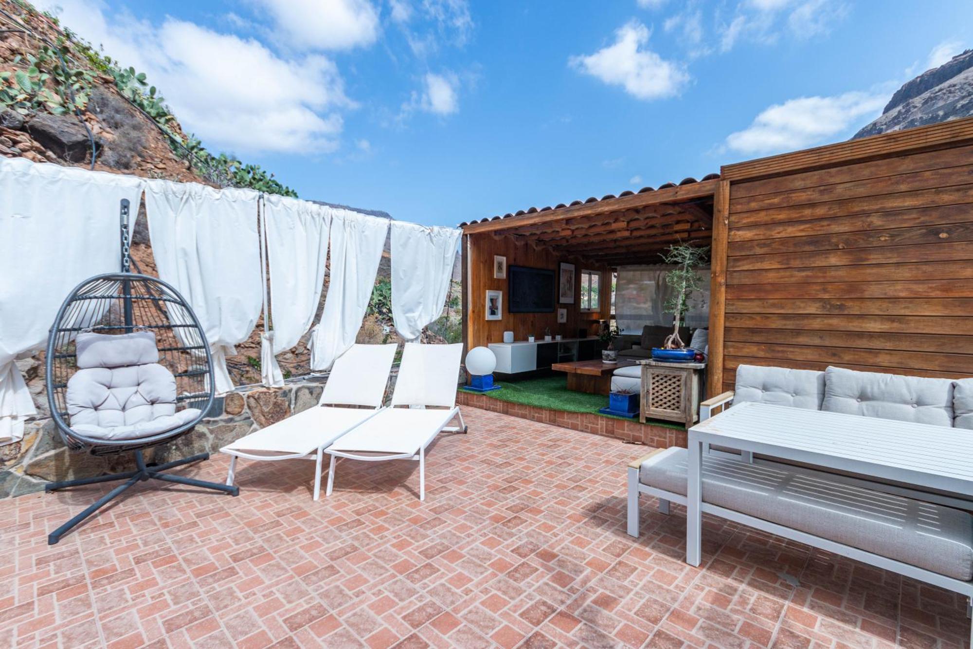 Friends'bed-room In Quiet Montain - Swimming Pool, Jacuzzi, Tv Outdoor - La Lezardiere Las Palmas